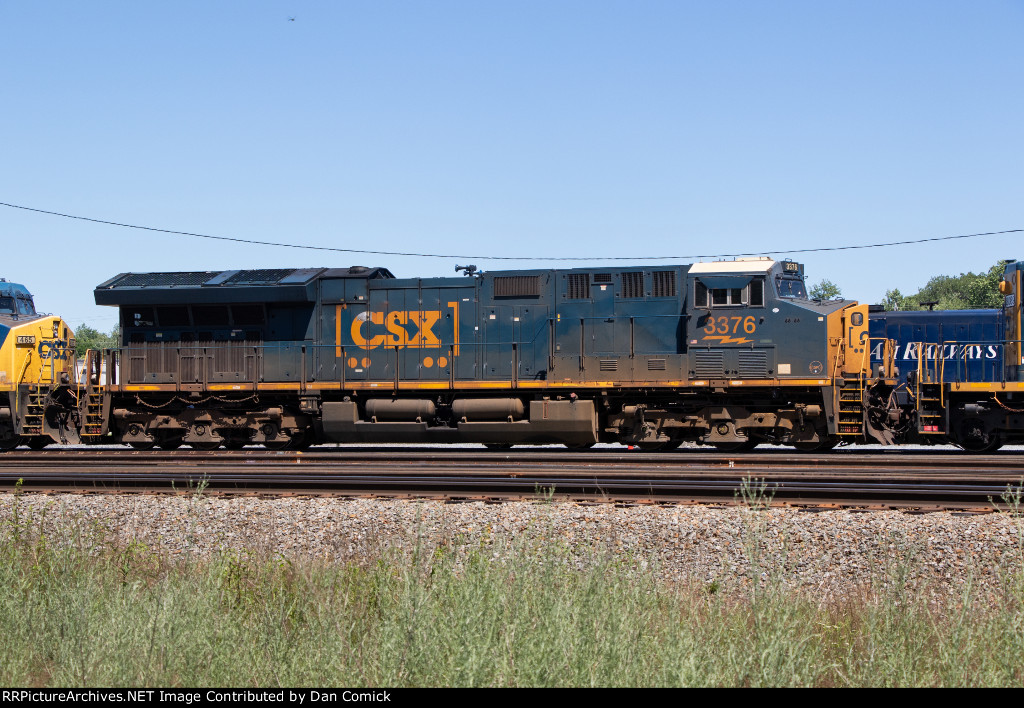 CSXT 3376